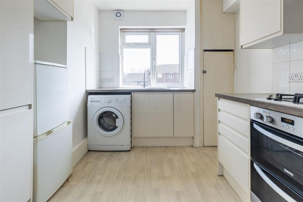 14a Forest Dr (9).jpg