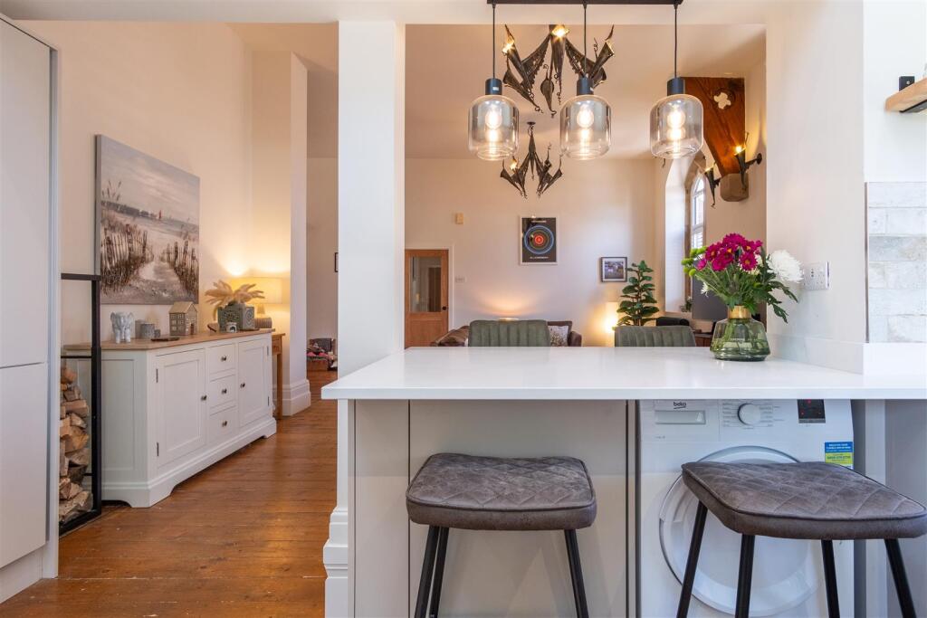 Kitchen/Lounge