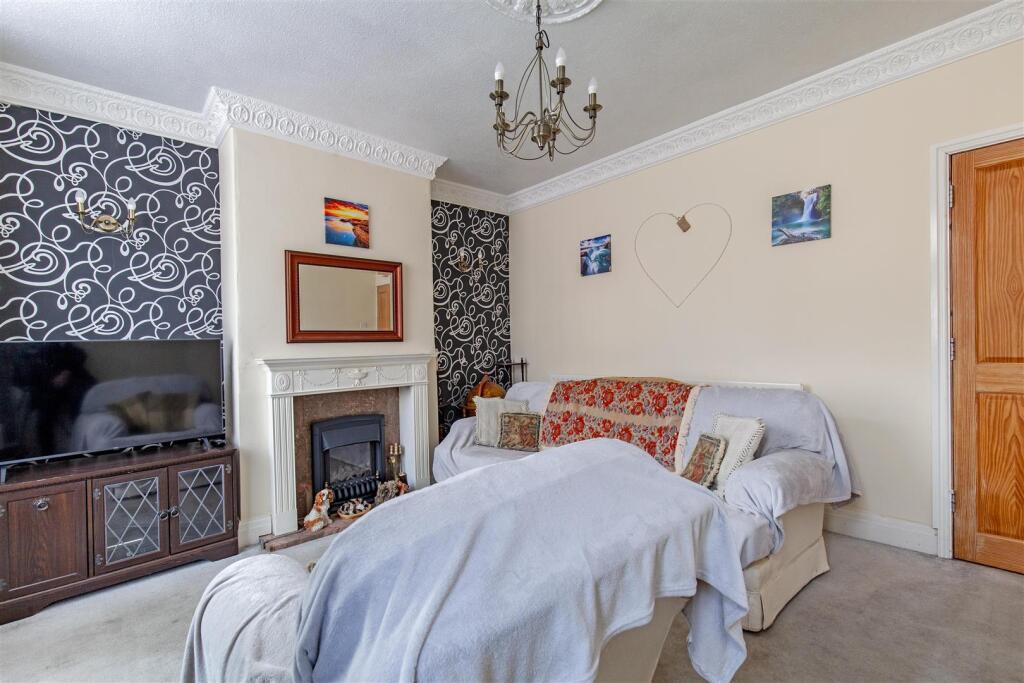 Reception Room-2.jpg