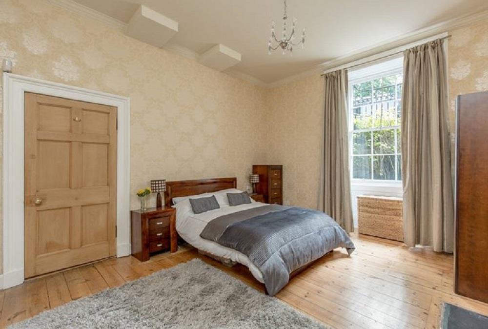 Master Bedroom.jpg