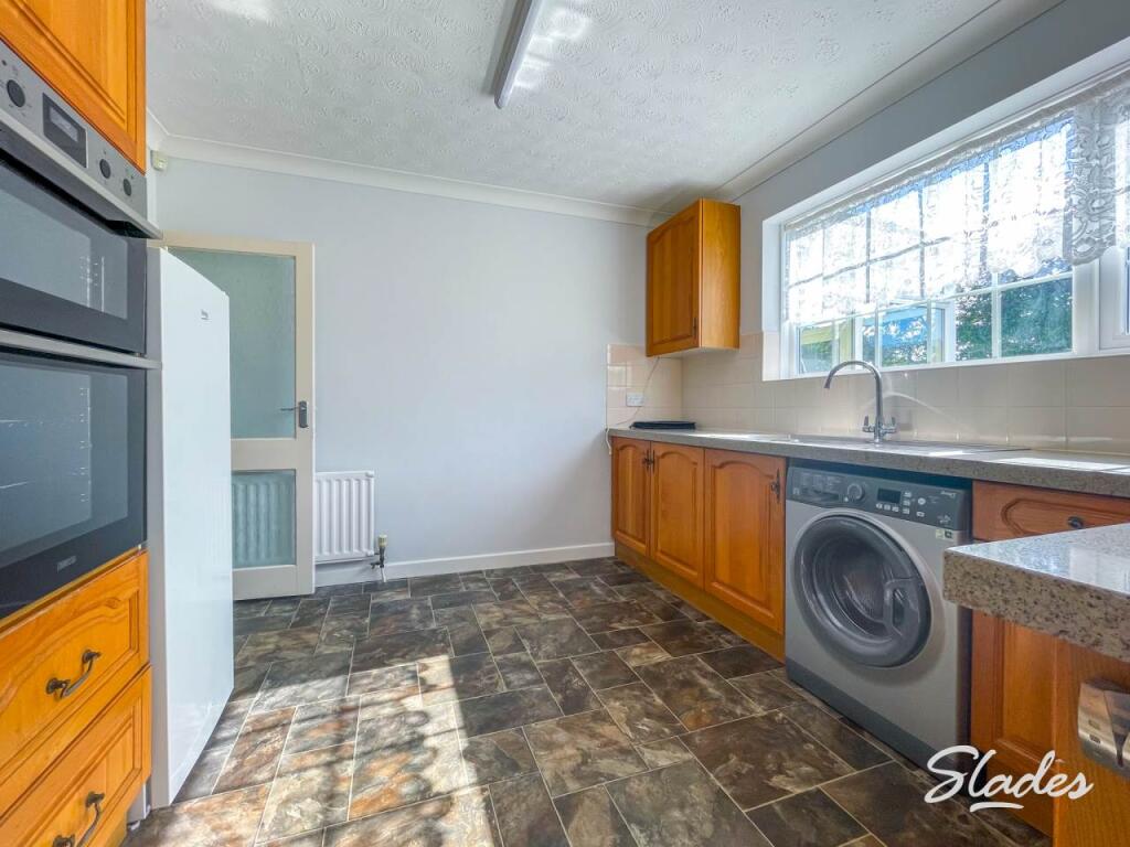 50 forest kitchen 2