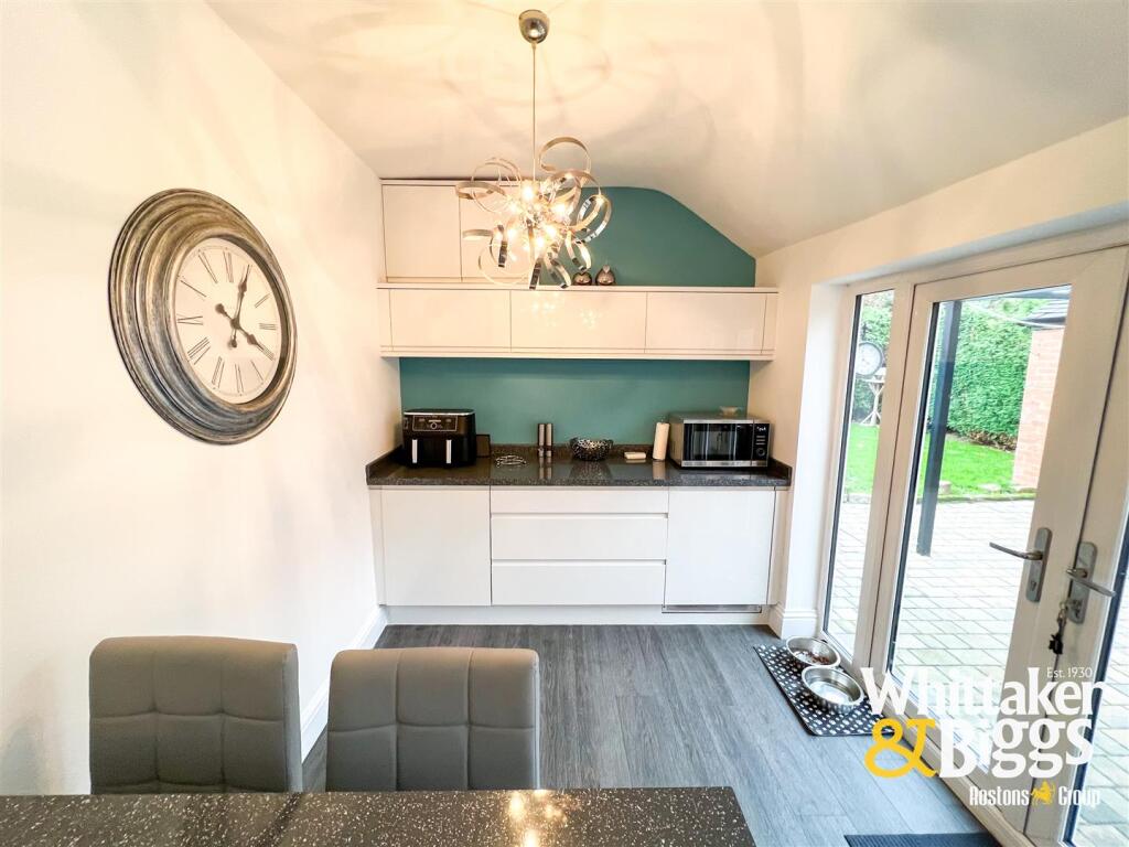 Breakfast Kitchen