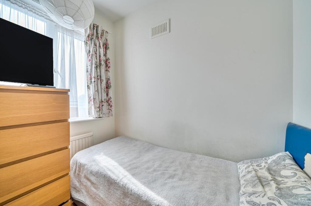 Davidson Frost-Wellings, DFW, Floriston Gardens,  