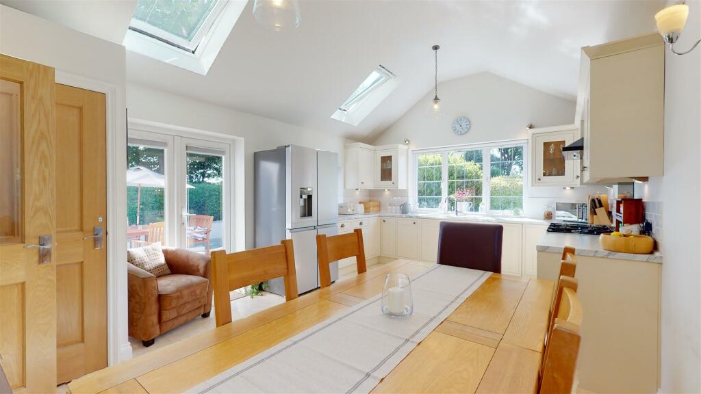 02.Hazel-Hill-StFlorence-Milton-Tenby-05282023_170