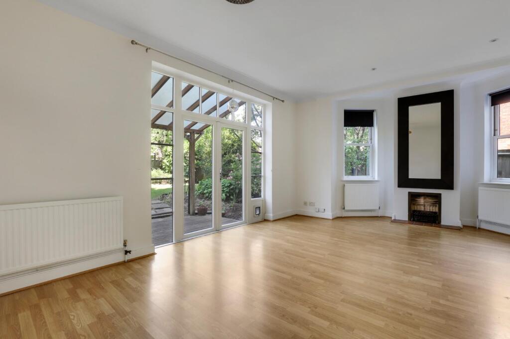 01-5feeJHPropWorld - Flat 3, 57 Cator Road - 1.jpg