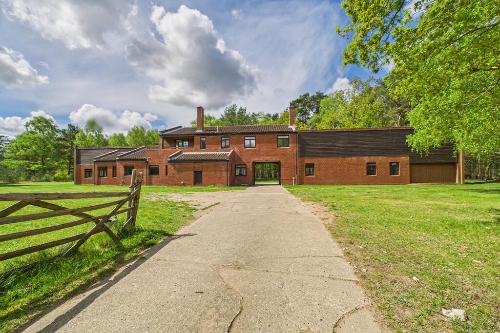 CAM01689G0-PR0462...