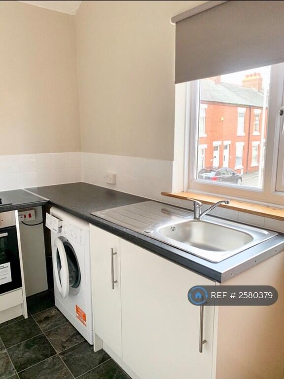 1st Floor Kitchenette 