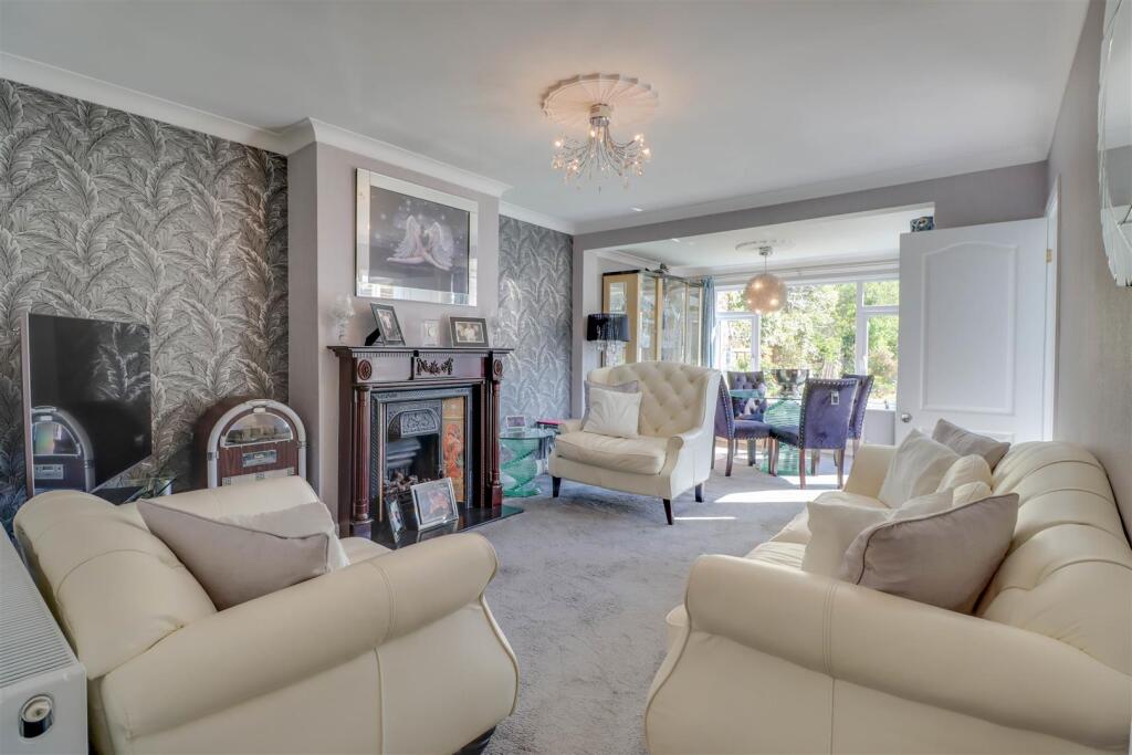 9a SOUTH BEECH AVENUE INSIDE-12.jpg