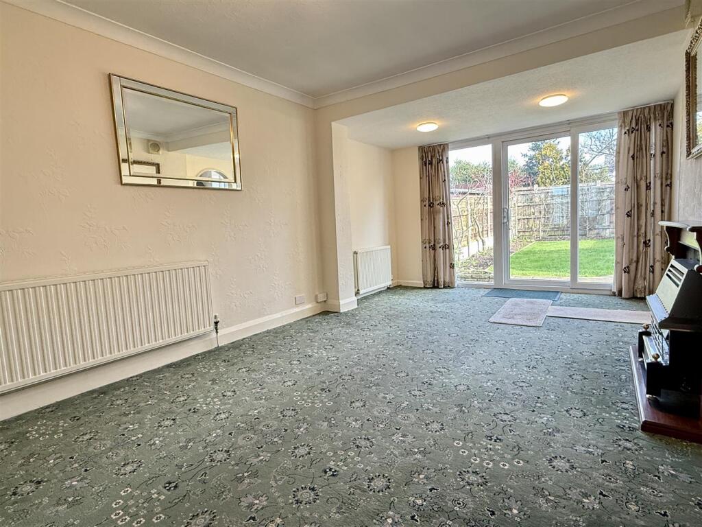 SECOND LIVING/DINING ROOM