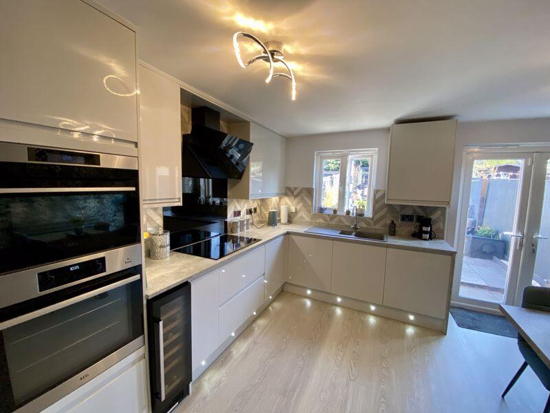 Breakfast Kitchen