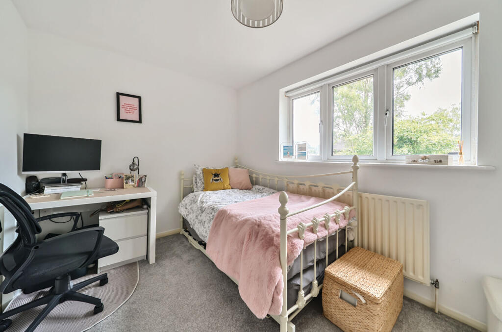 1304436-12-683f17...