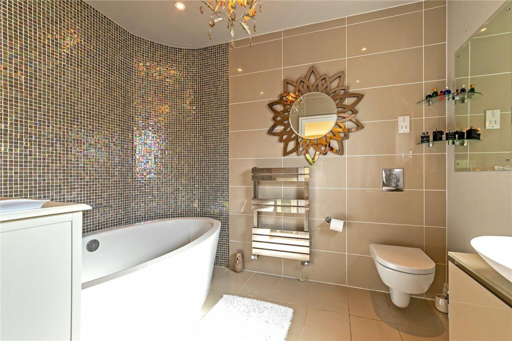 Ensuite