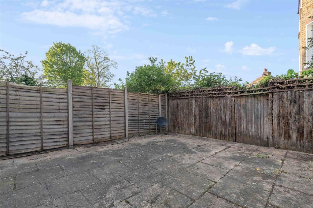31a Beechdale Road-16.jpg