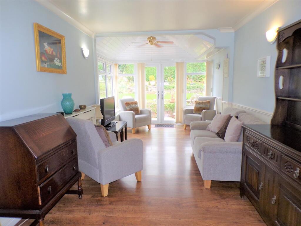 mayflower drive (1).JPG