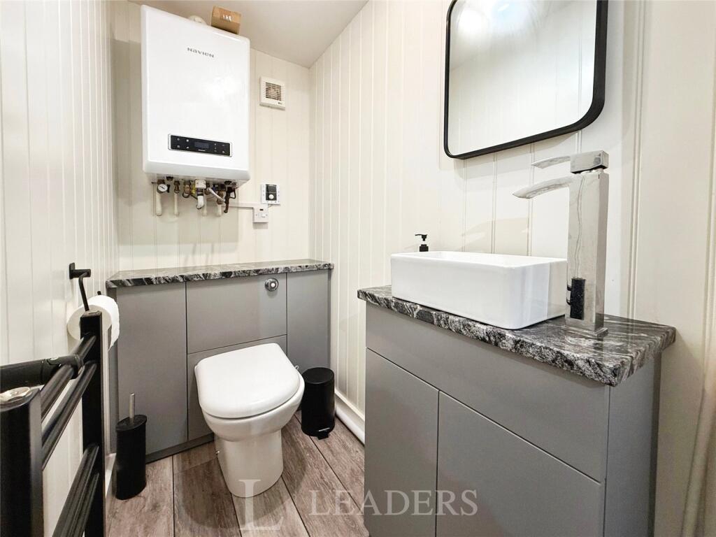 Wc In Bar/Billiards