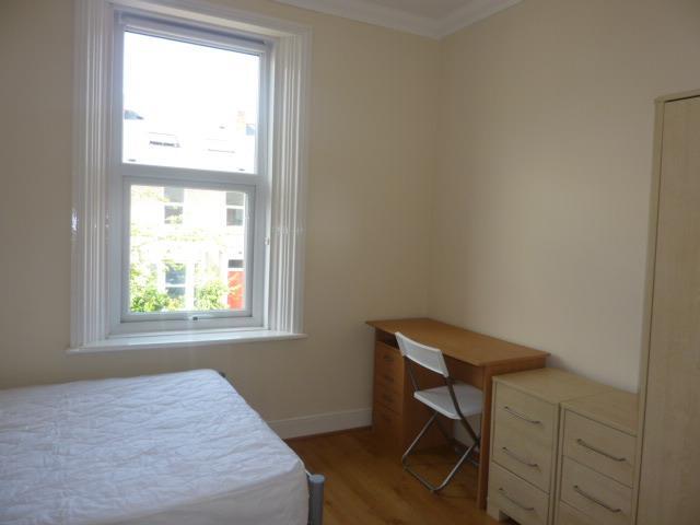 21 Bolingbroke St 011.jpg