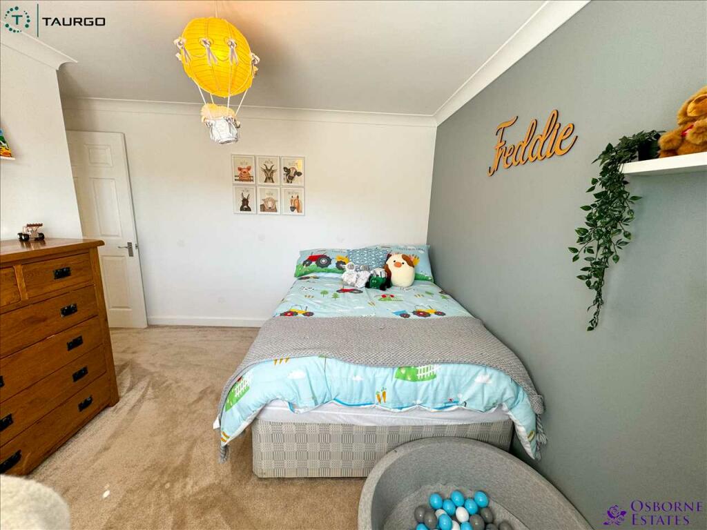 Bedroom 2-Image 2