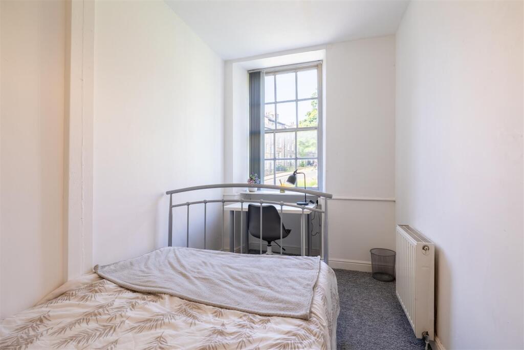 23 Castle Hill Flat 1_2.jpg