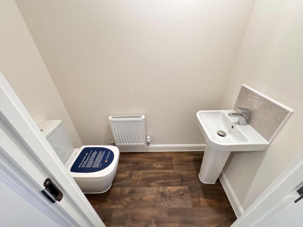 CLOAKROOM/WC