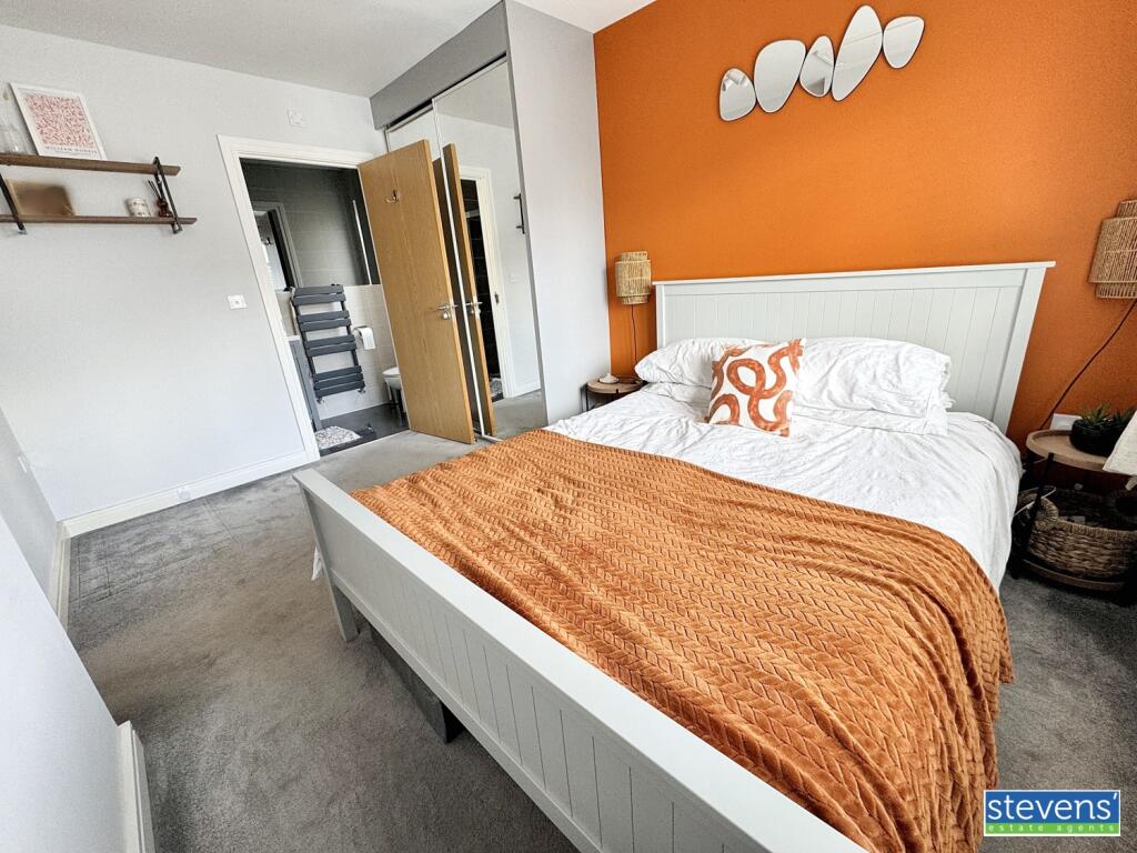 image00017_blurred (8)