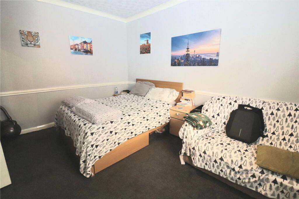 Lounge/Bedroom