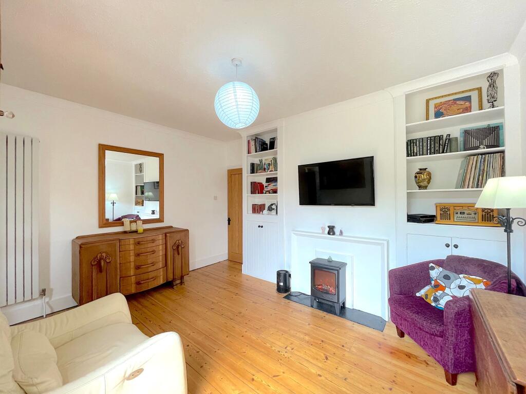 Living Room (2)