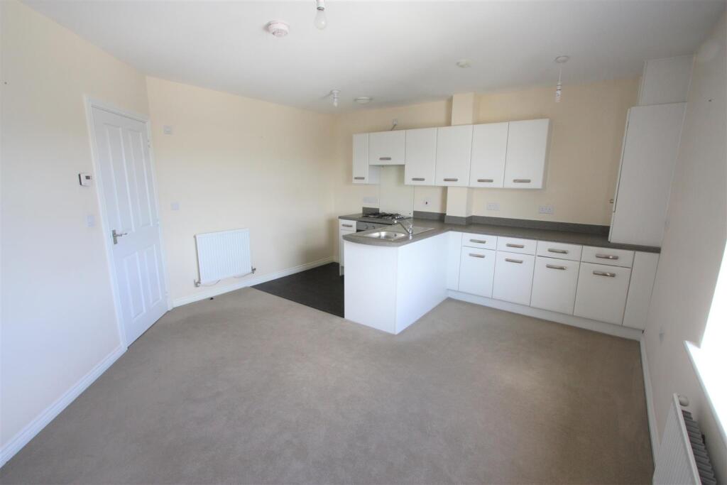 32 Littledale Row Lounge and Kitchen