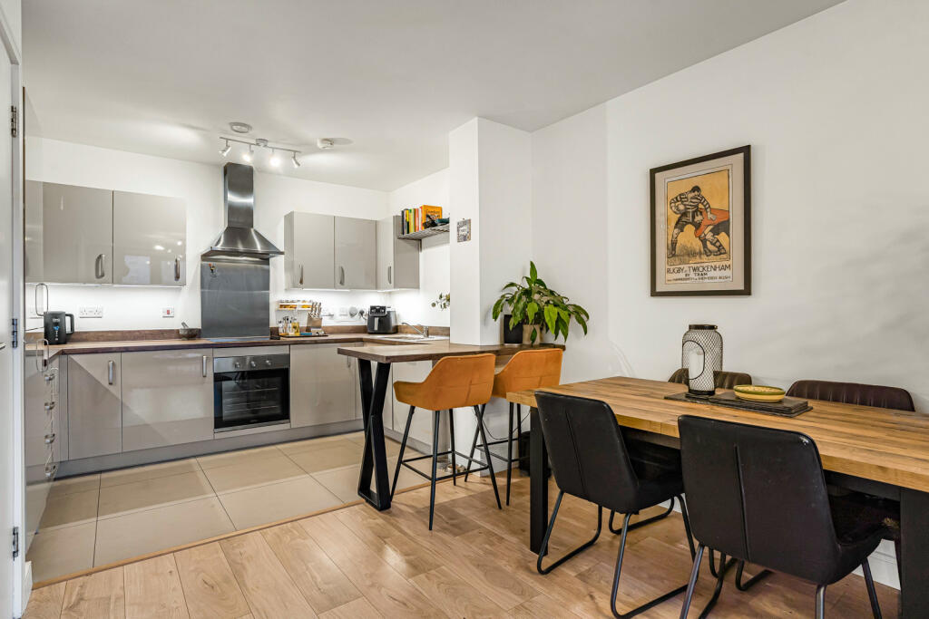 Reception/Kitchen