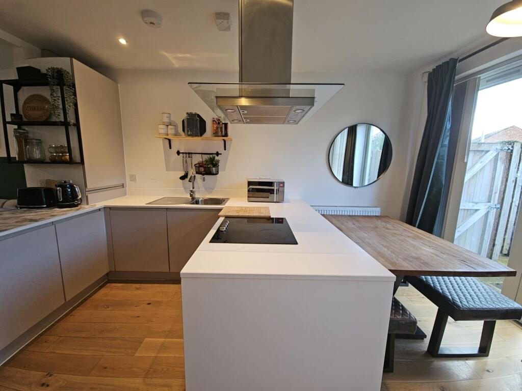 Kitchen to Dining Area