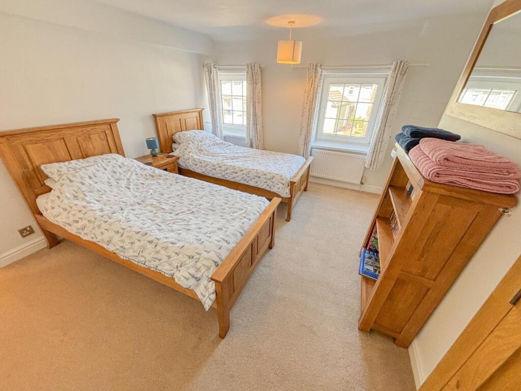 tlc_0803a829-6020-420d-806a-0706ce439b7e_f5264e0.j