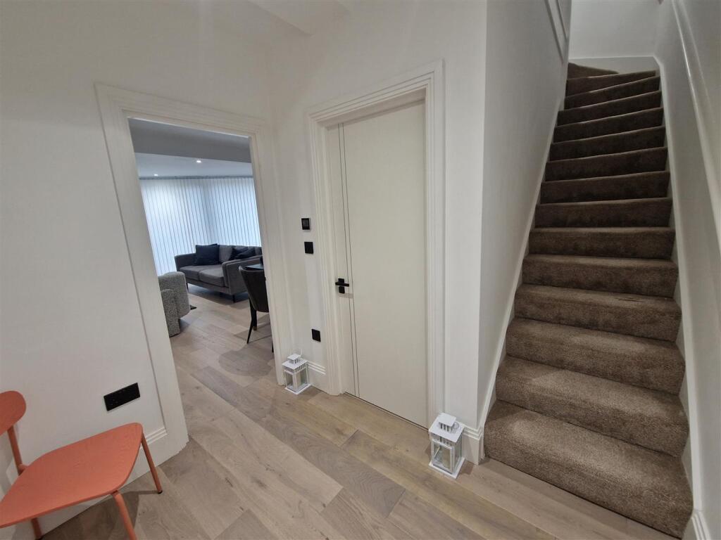351a Rotherhithe Street, London