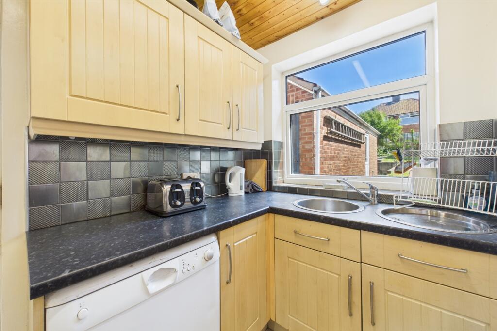 CAM03162G0-PR0266-STILL006