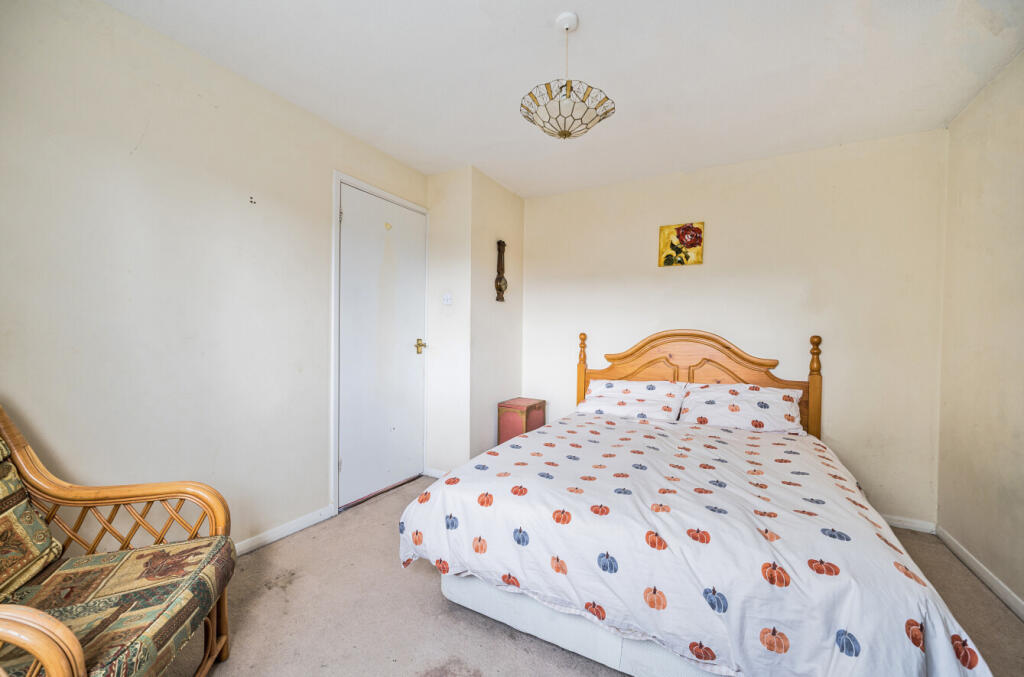 1295924-9-6837228...