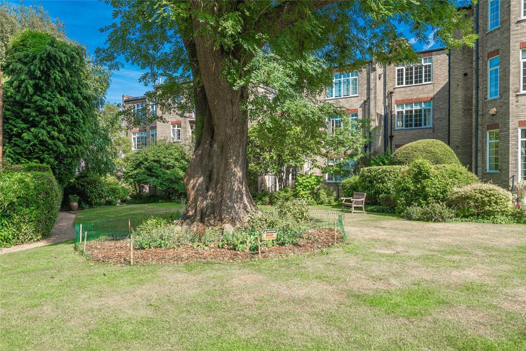 Communal Gardens F