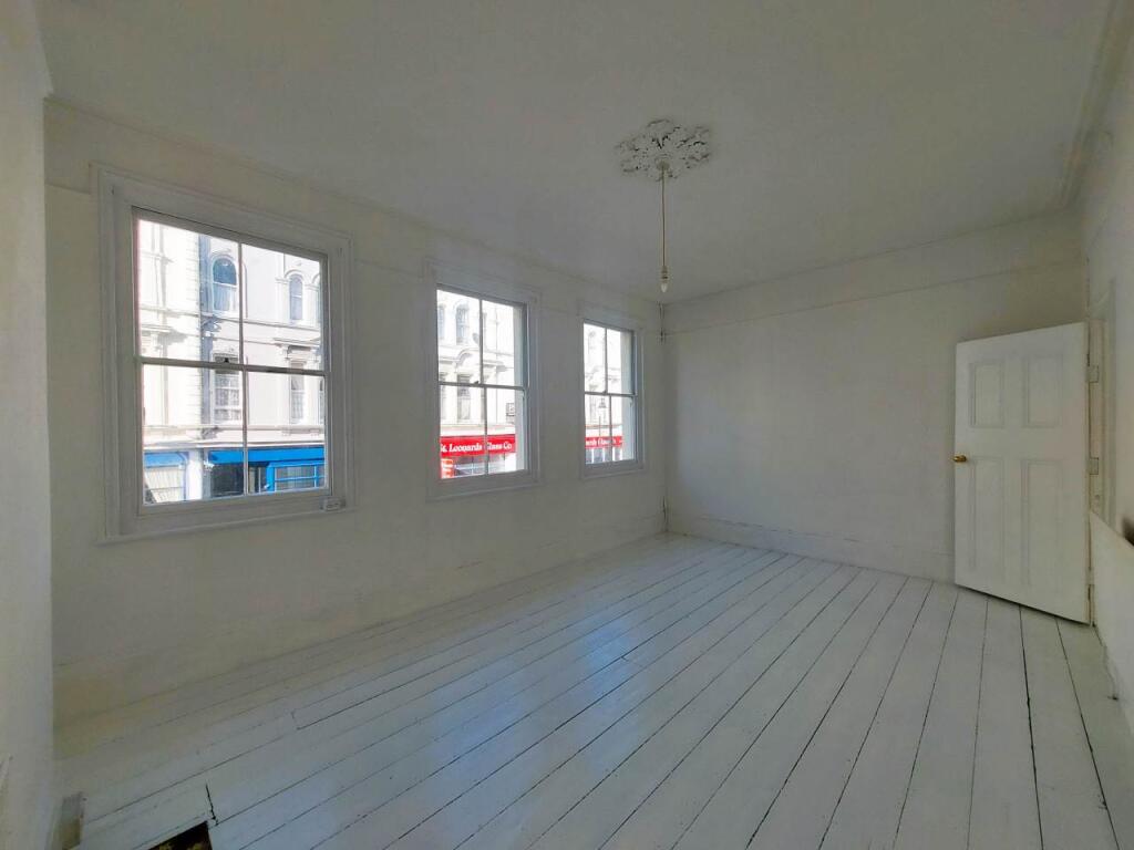 Sitting room view+