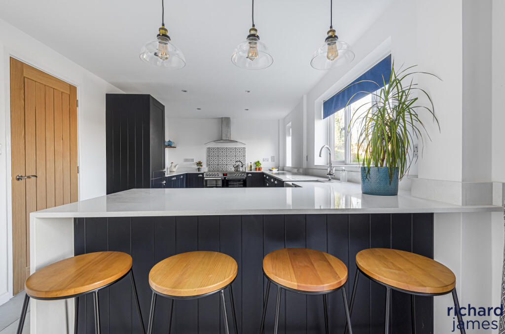 129b756f-e1f3-4ba...