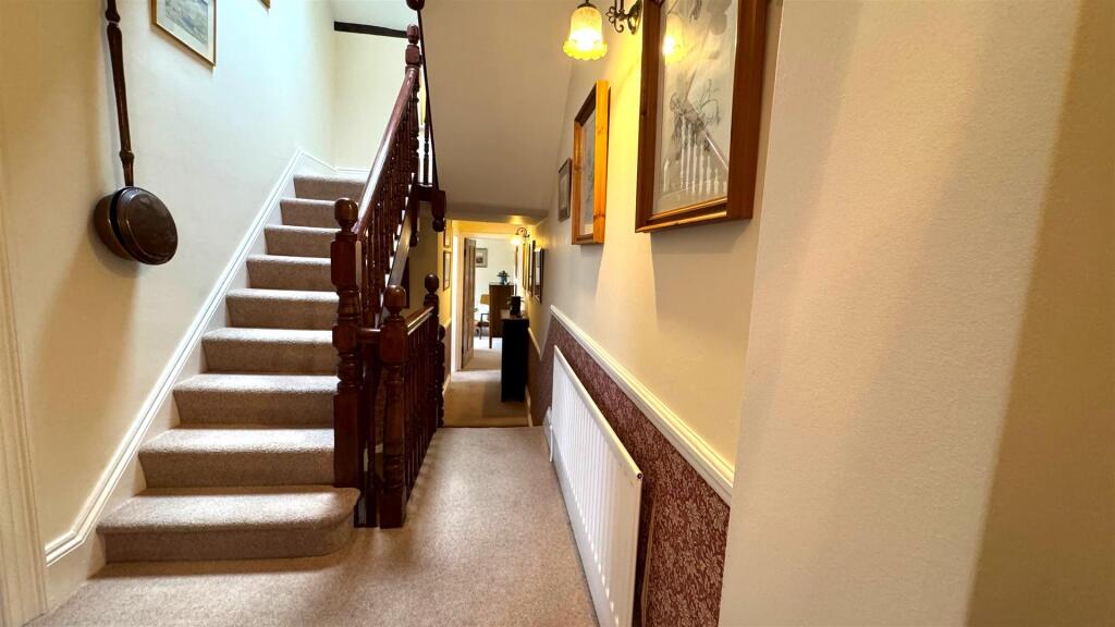 First floor Landing.jpg