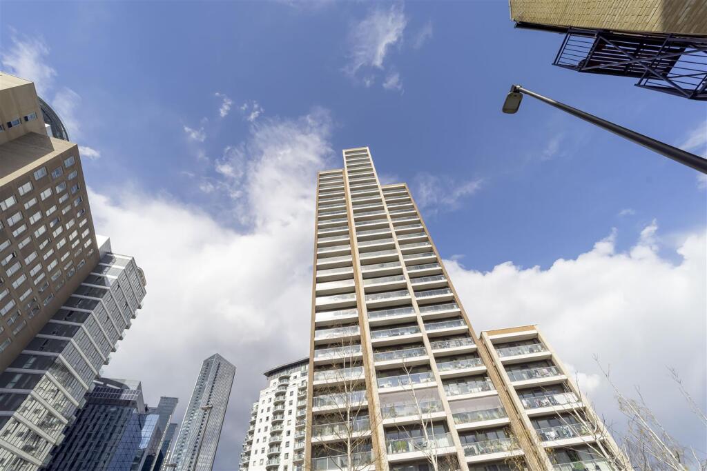 Exterior      .jpg