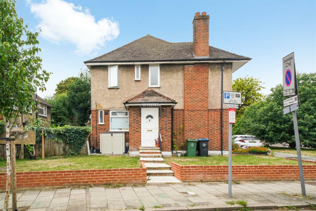 815 Harrow Road - HJDddRk1s6D8HFMk1AbW.jpg