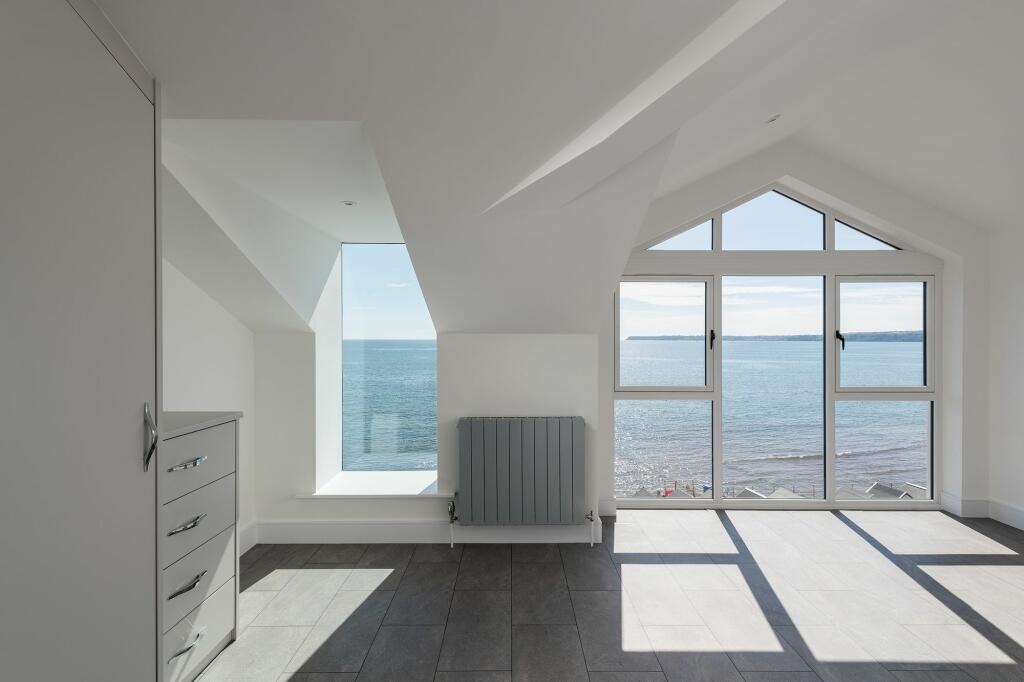 Horizons, Marine Parade, Paignton Bedroom 3