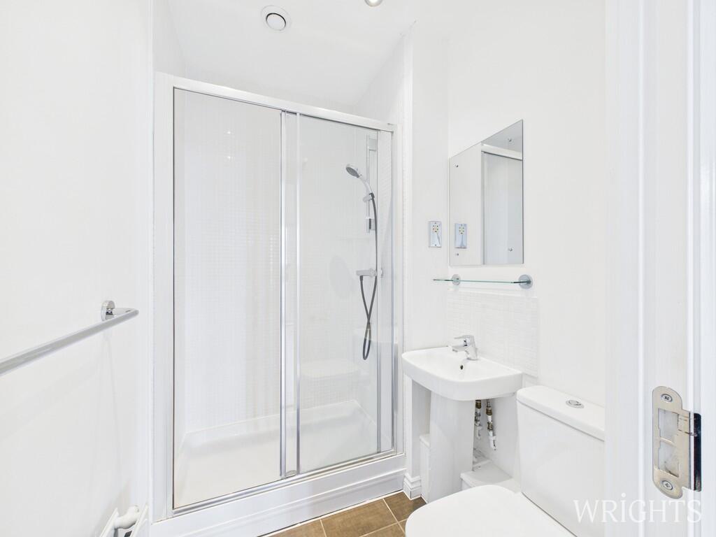 CAM02796G0-PR0504...