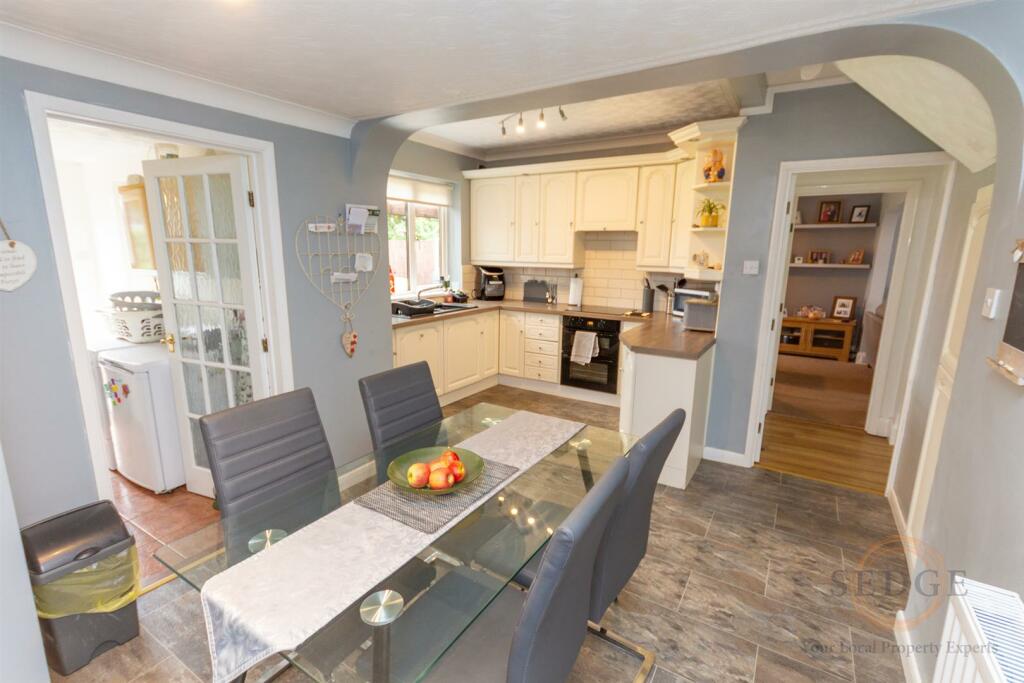 32 stonegate-18.jpg