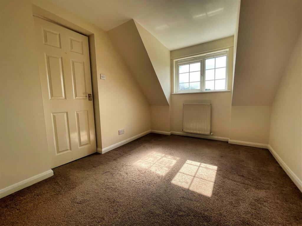 Bedroom 2.jpg