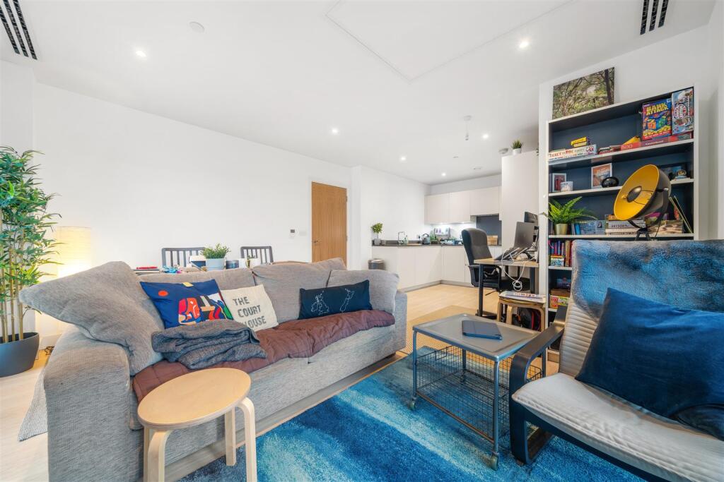 Santina Apartments-16.jpg