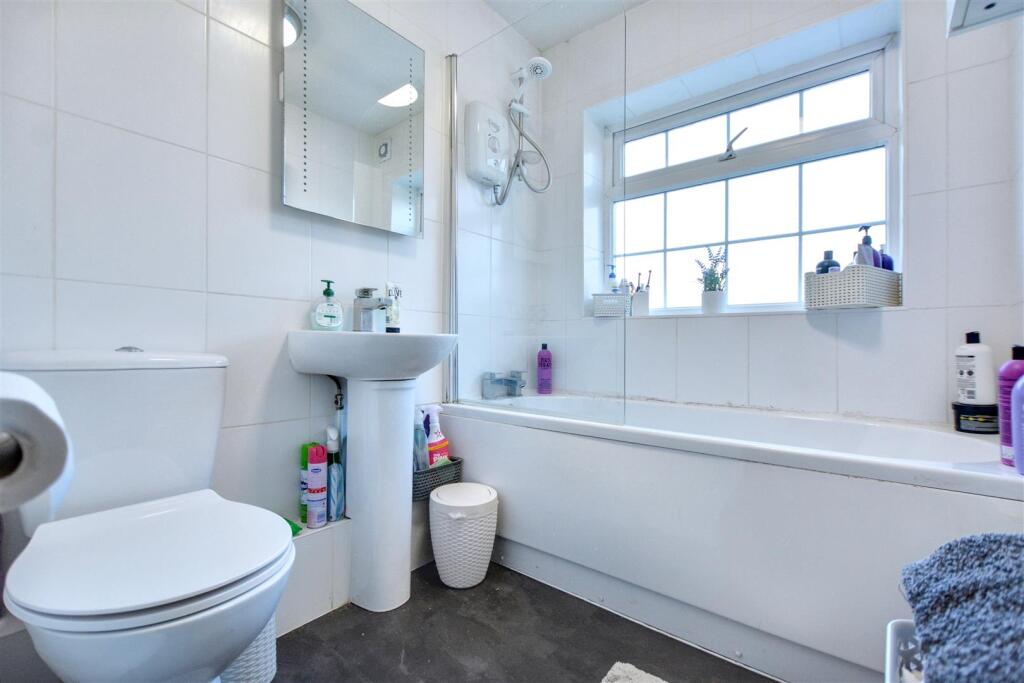 Bathroom.jpeg