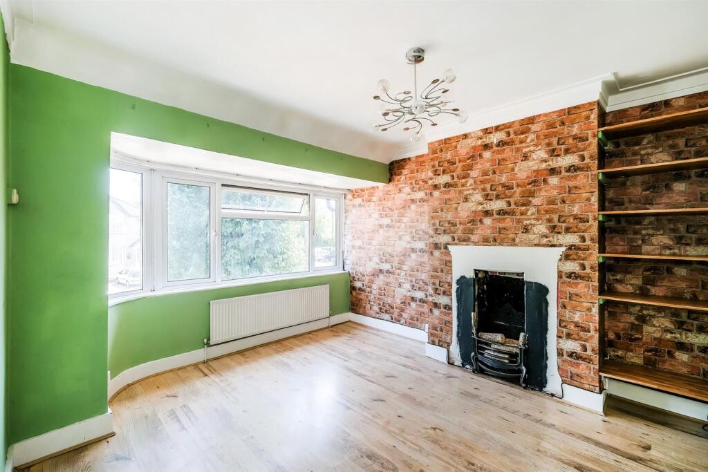 284 Hall Lane-13_web.jpg