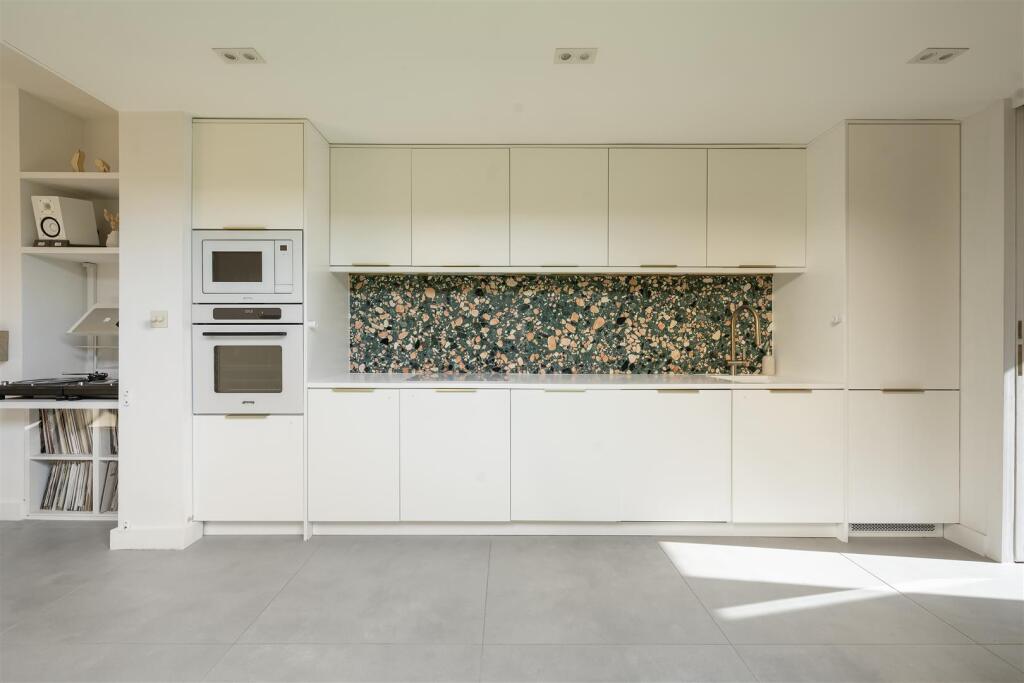 Trumpington Road E7