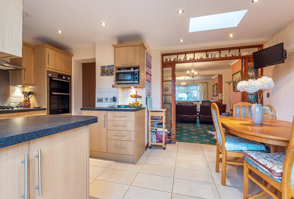 Open Kitchen Diner