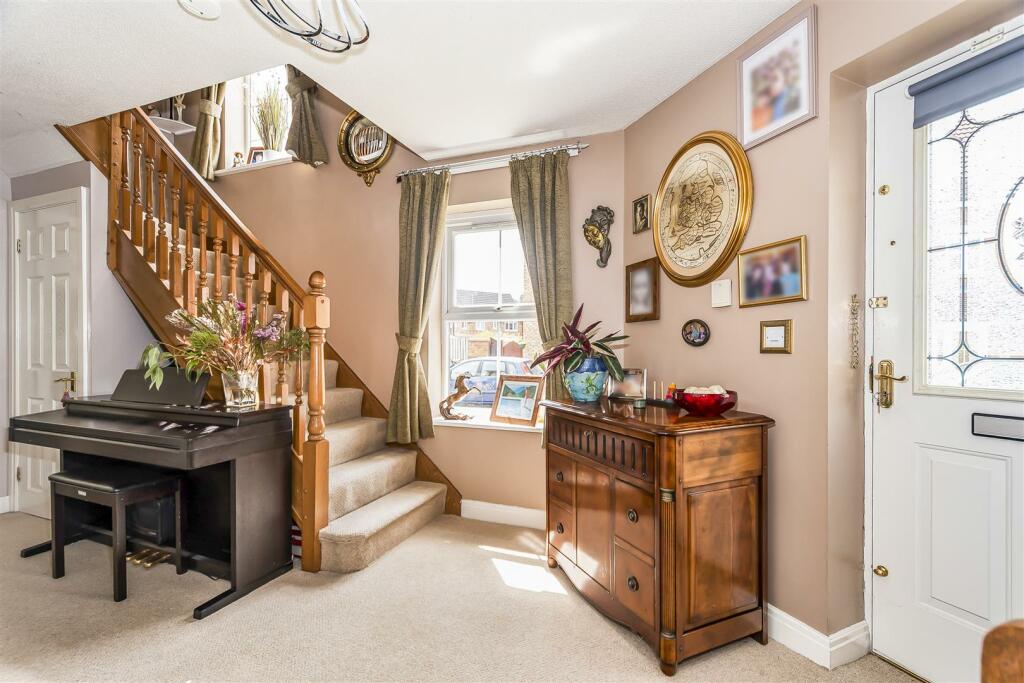ENTRANCE HALL