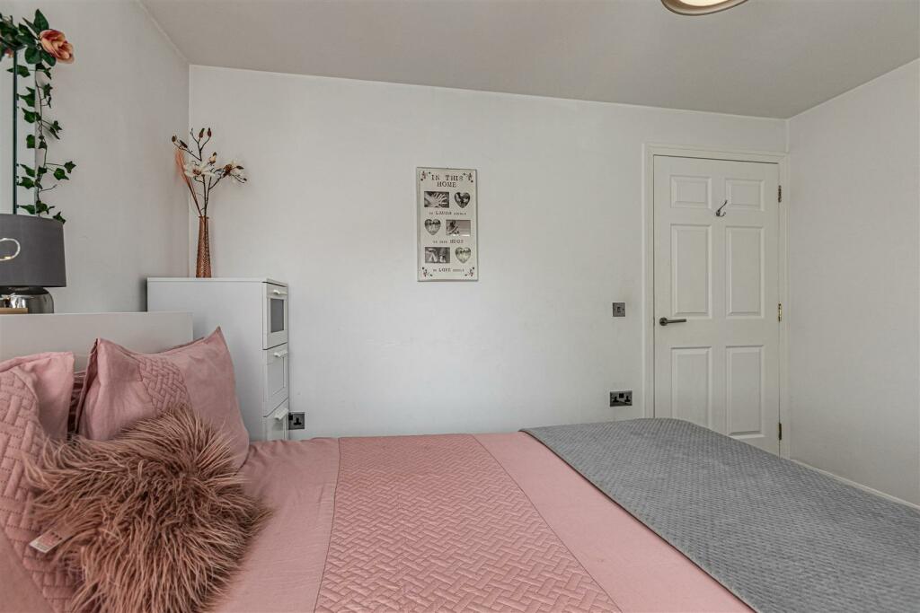 11 Killie Court Tweedbank 29.JPG
